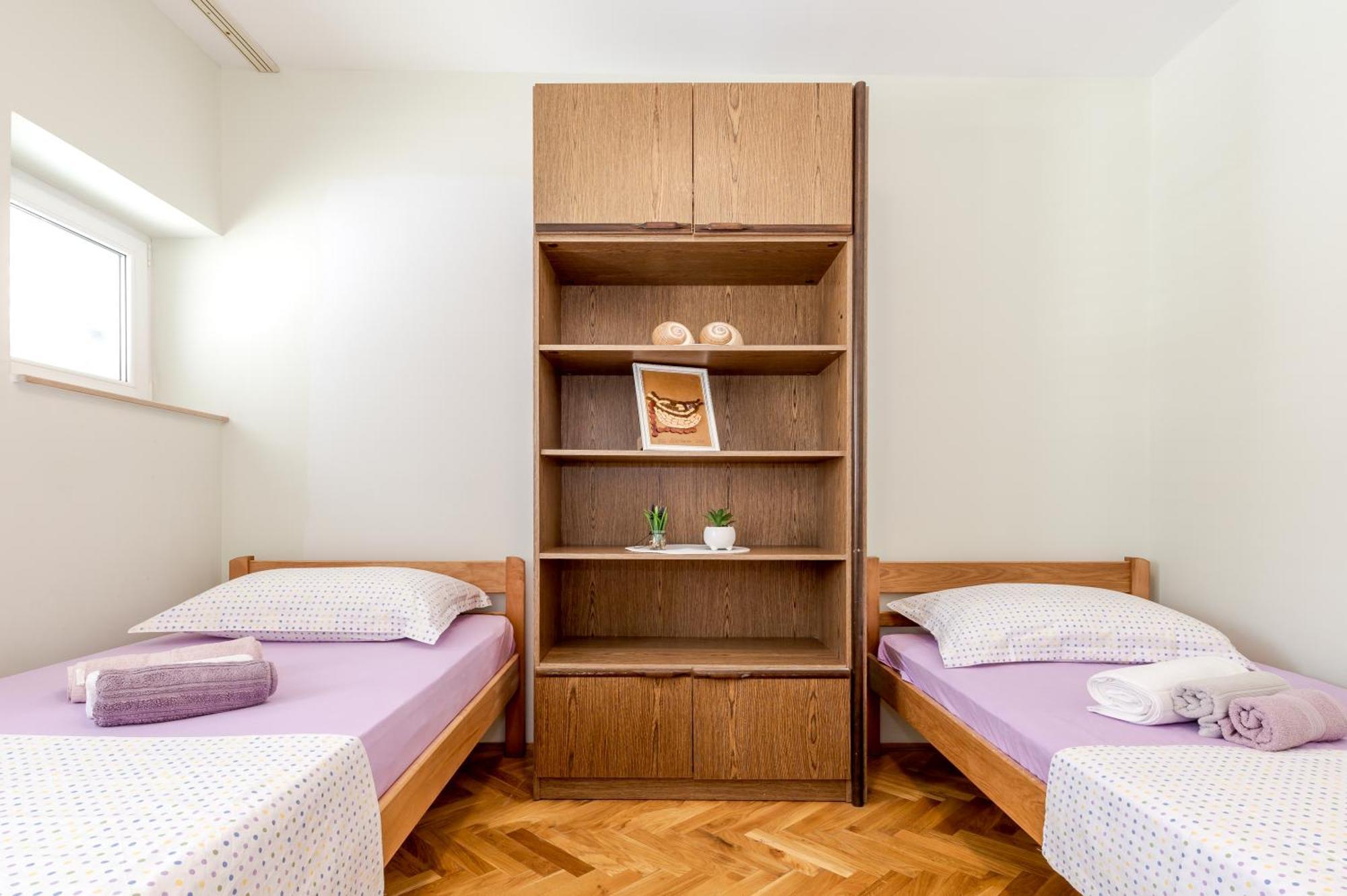 Goreta Apartment Kastela