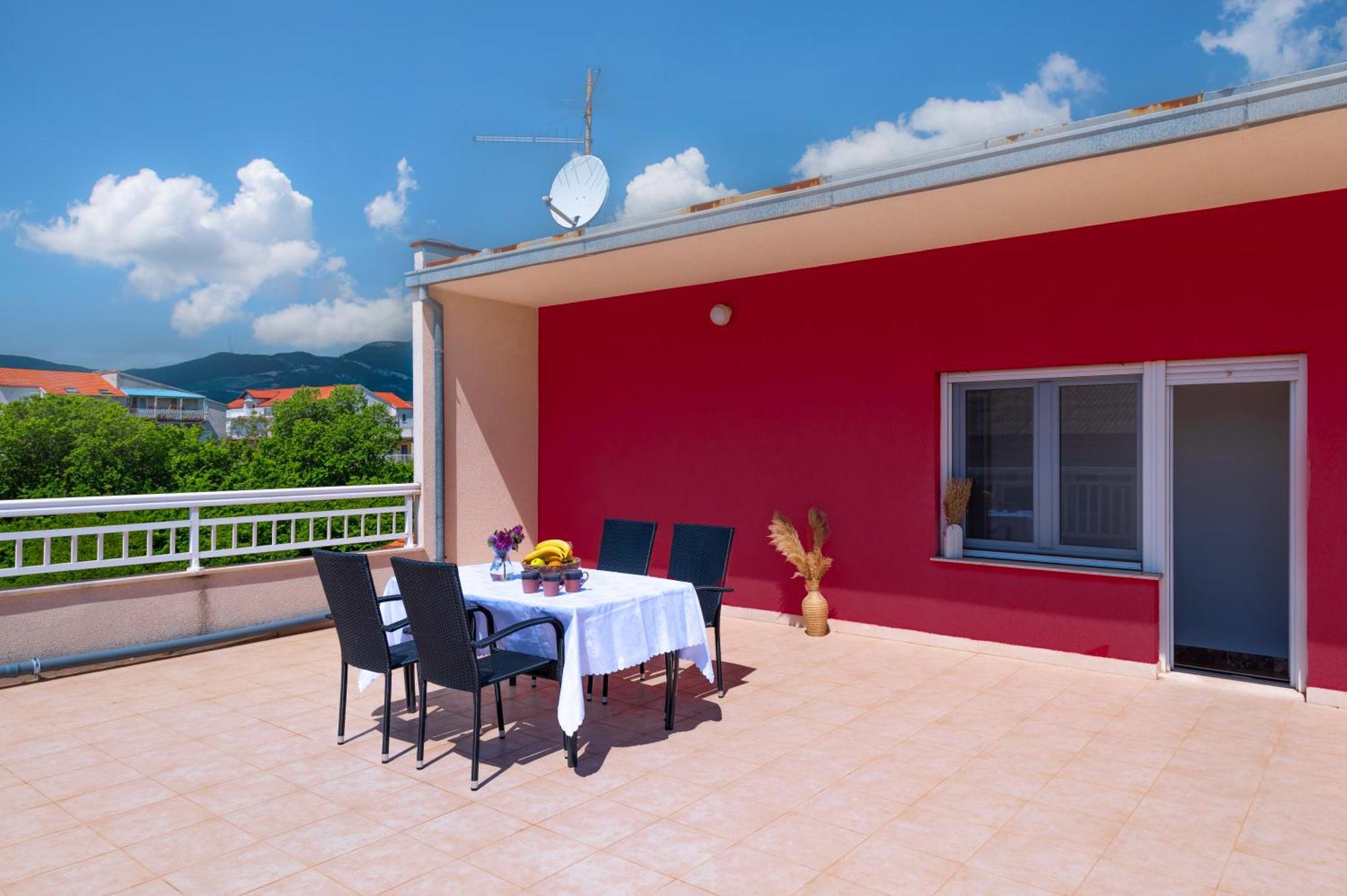 Goreta Apartment Kastela