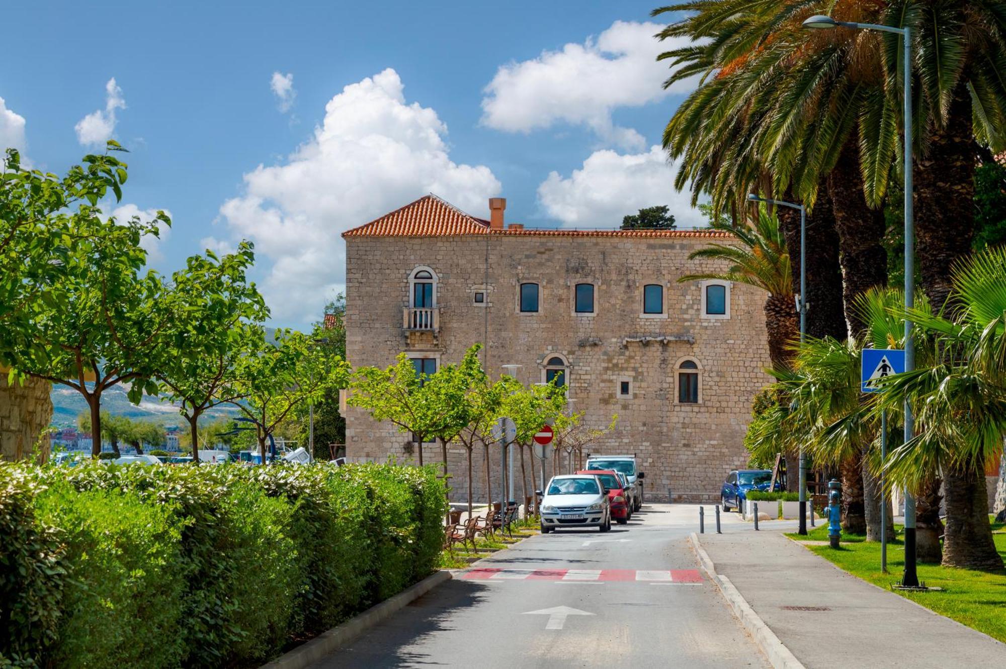 Goreta Apartment Kastela